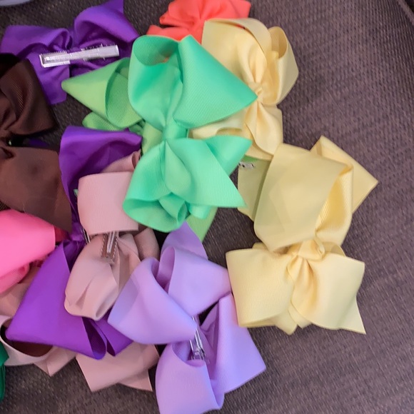 Hair bows - Picture 2 of 2